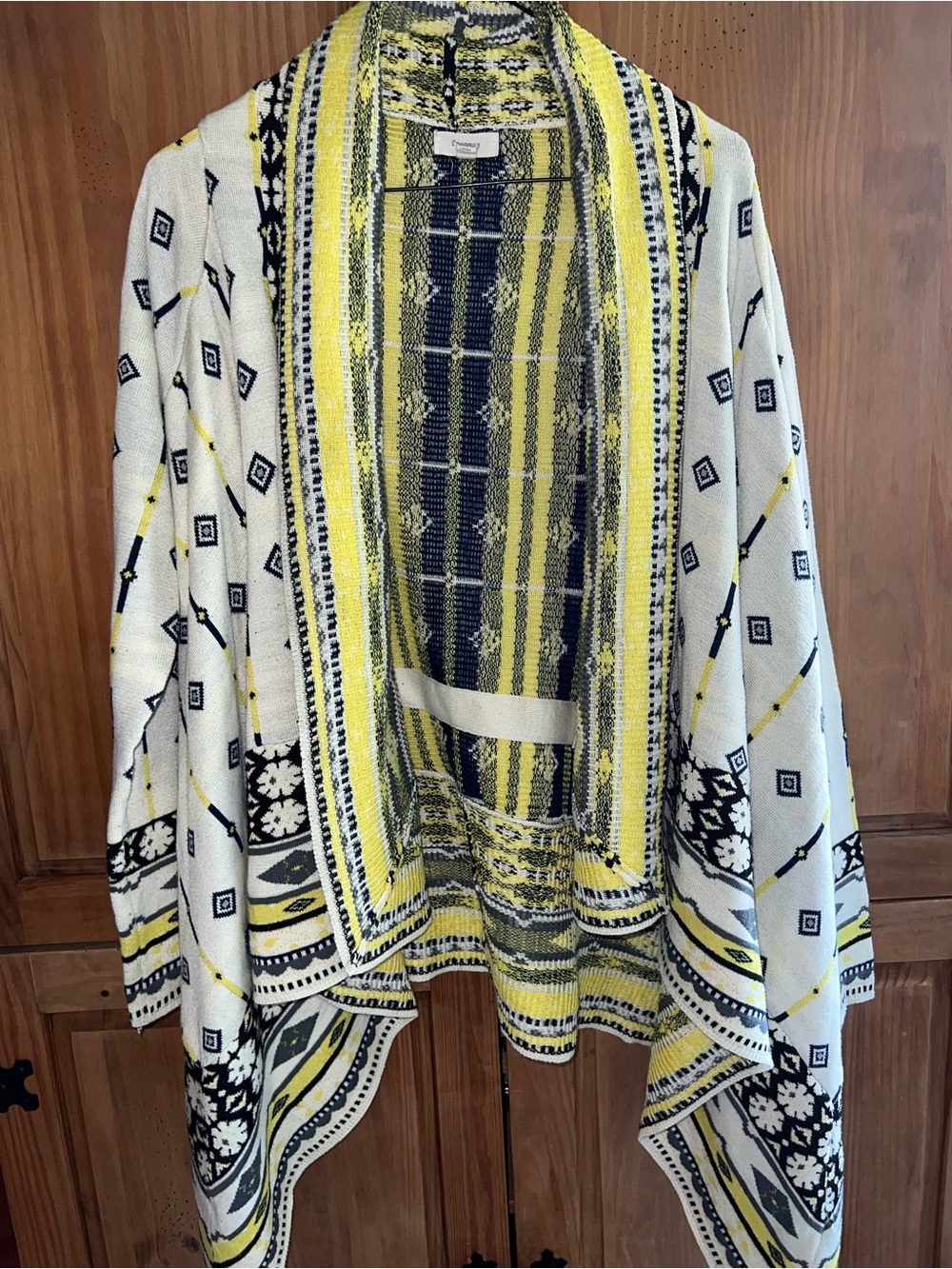 Freeway Yellow Geometric Aztec Shawl Cardigan Medium Anthropologie Free People